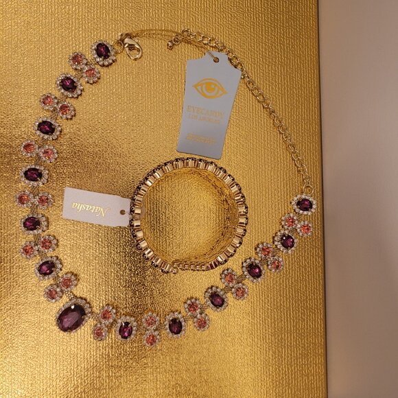 Stunning Necklace and Bracelet Set. Purple Crystals. Gold Tone. Sparkling. - Picture 12 of 13